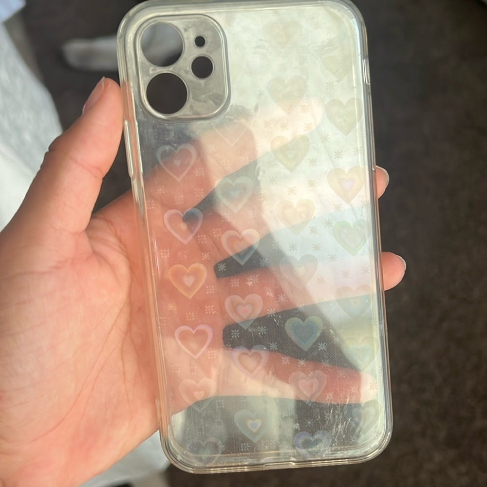 Selling a phone case that’s from shein fits a iPhone 12